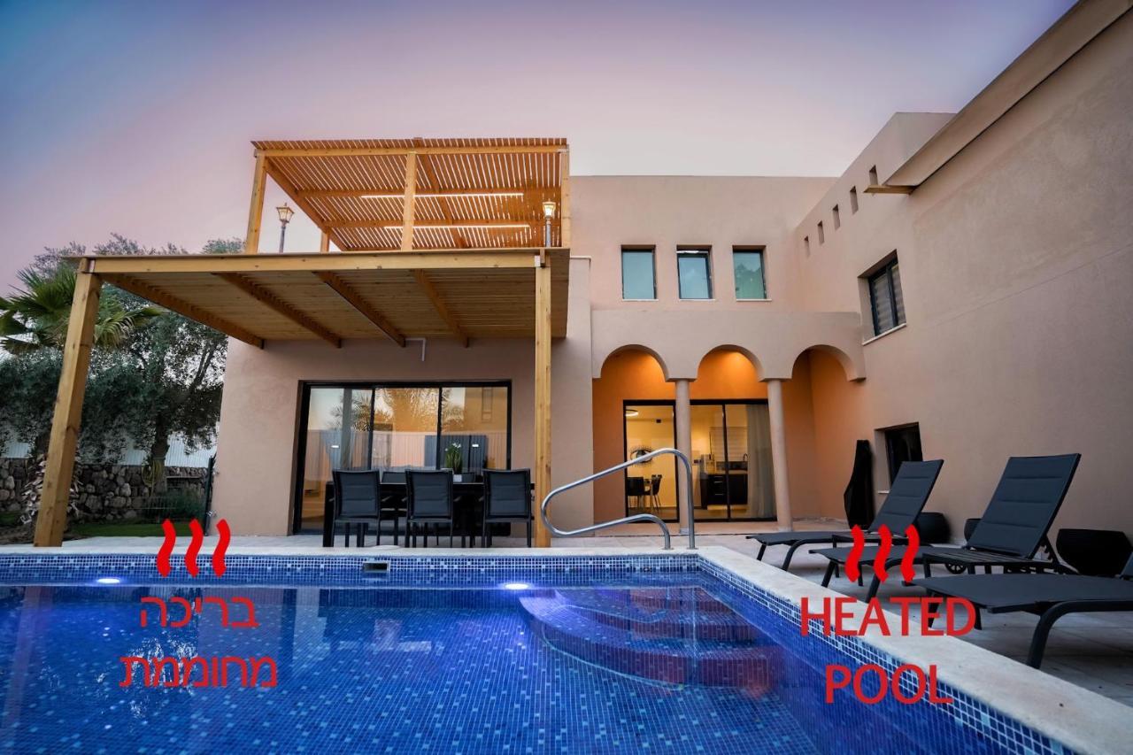 וילה רוני בריכה מחוממת Villa Roni Heated Pool Eilat Ngoại thất bức ảnh