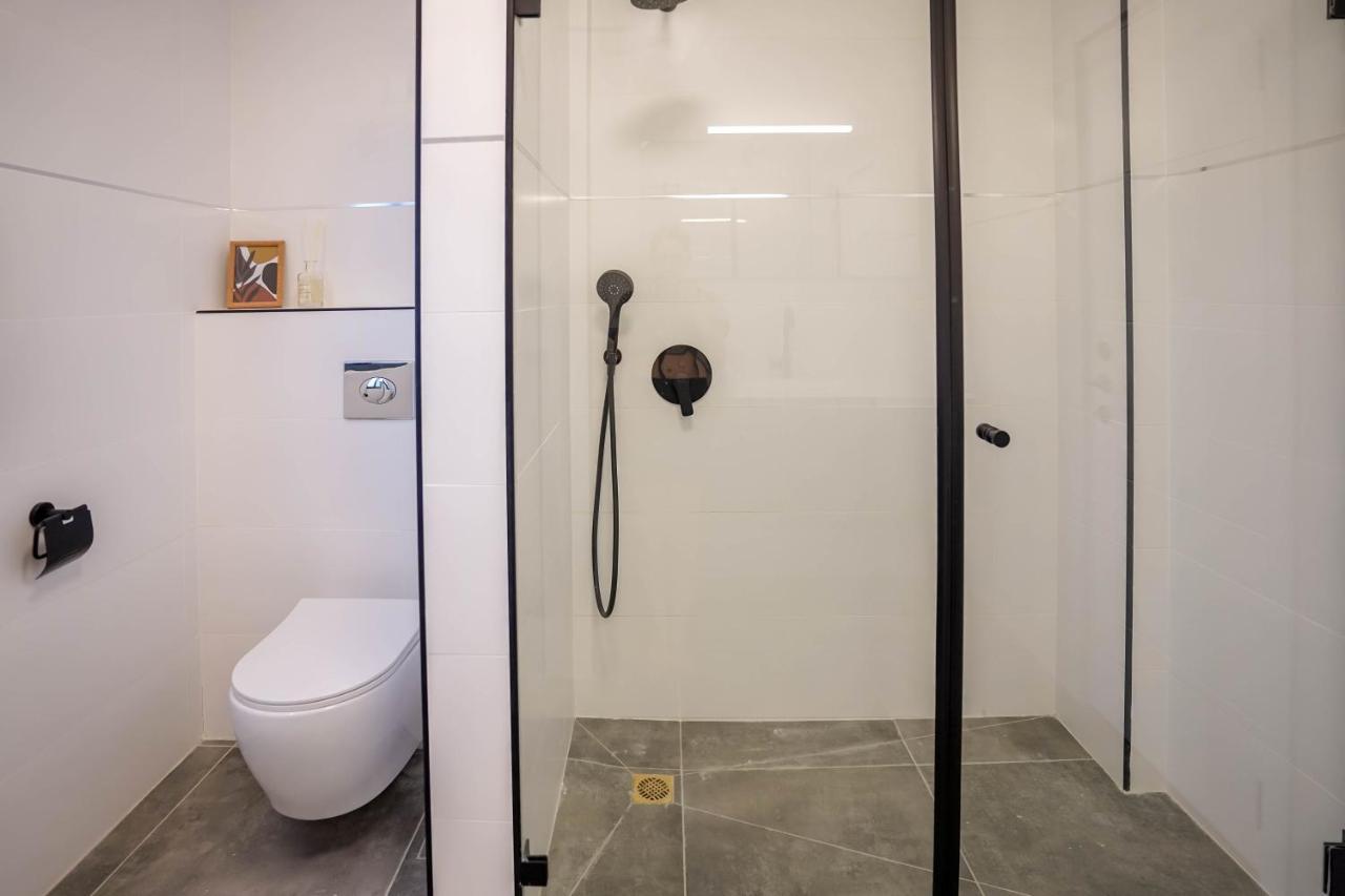 וילה רוני בריכה מחוממת Villa Roni Heated Pool Eilat Ngoại thất bức ảnh