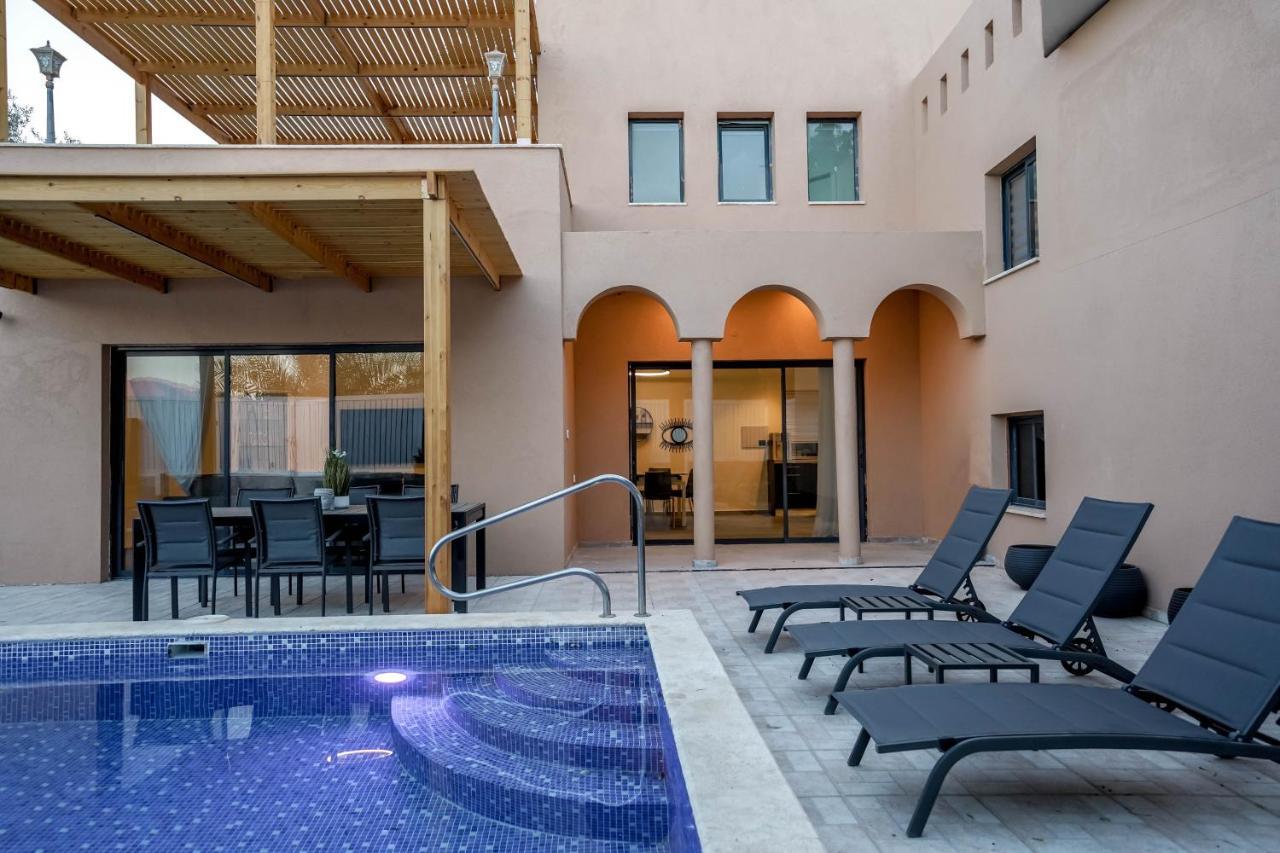 וילה רוני בריכה מחוממת Villa Roni Heated Pool Eilat Ngoại thất bức ảnh